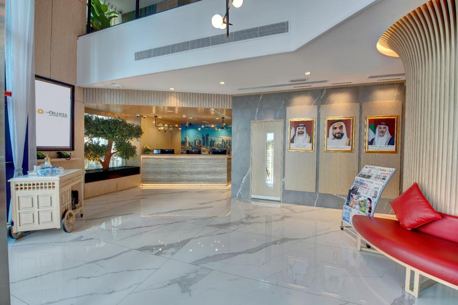 מלון La Quinta By Wyndham Abu Dhabi Al Wahda מראה חיצוני תמונה