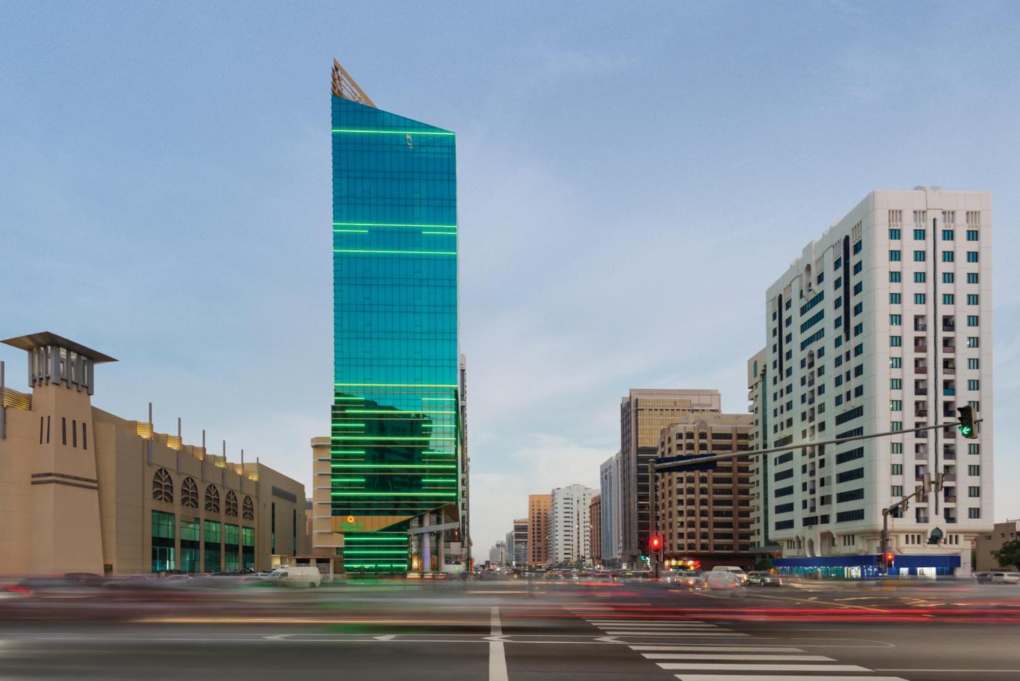 מלון La Quinta By Wyndham Abu Dhabi Al Wahda מראה חיצוני תמונה