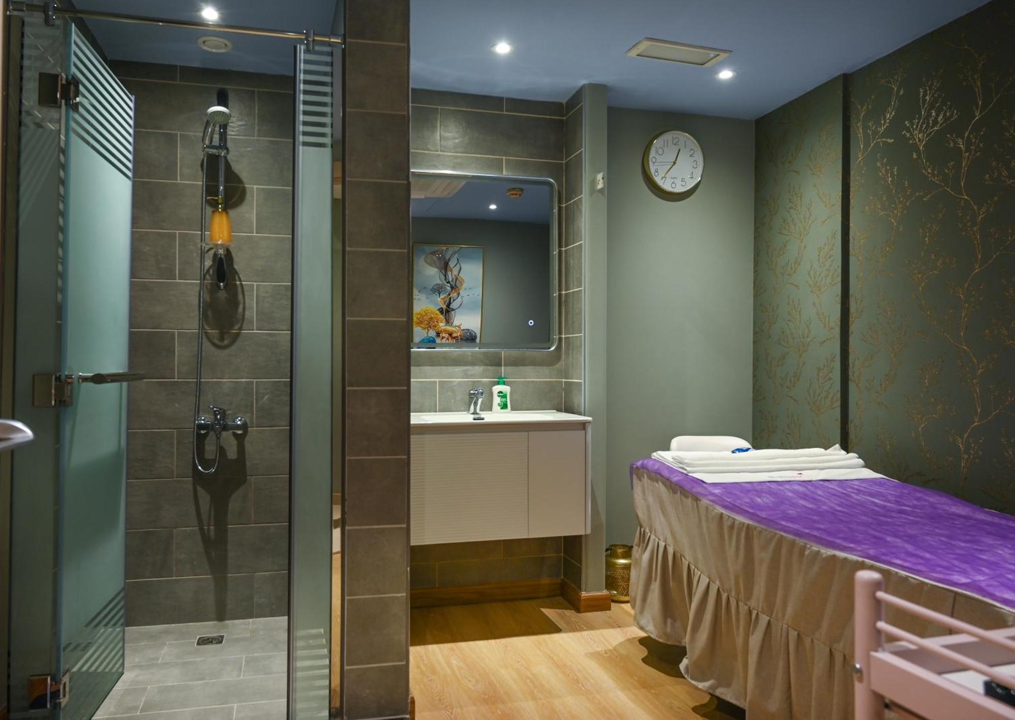 מלון La Quinta By Wyndham Abu Dhabi Al Wahda מראה חיצוני תמונה